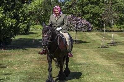 Queen ‘makes permanent move to Windsor Castle’