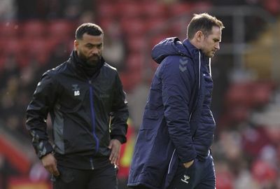 Frank Lampard fears for Ashley Cole as Everton prepare for Tottenham trip