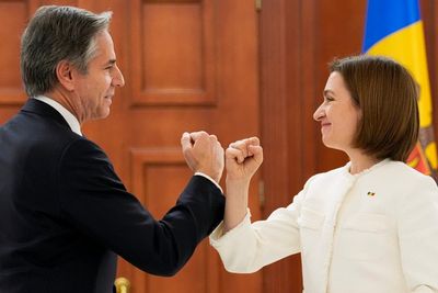 Blinken vows US support to wary Moldova as Ukraine war rages