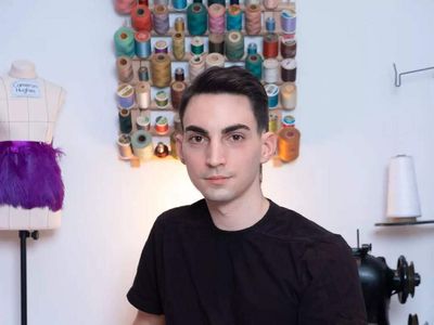 Dress that breathes, gown that changes colour: NY designer makes engineering-driven dresses
