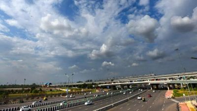 Delhi records maximum temperature of 28.2 degrees Celsius