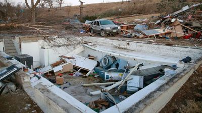 Officials confirm at least 7 dead in wake of Iowa tornado