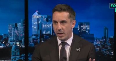 Gary Neville's brutal mid-game blast as Man Utd accused of "throwing the towel in"