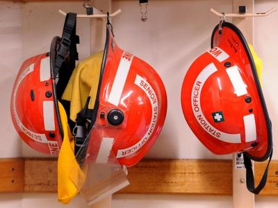 Man dies in Victorian house fire