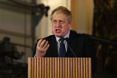 PM to move ‘faster and harder’ against Putin at home and on world stage