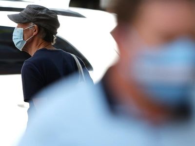 Qld records one virus death, 3,677 cases