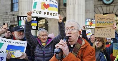 Church won't back priest that doused Russian Embassy in red paint on Liveline