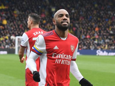 Alexandre Lacazette’s sacrifice lays the ground for Arsenal’s young guns