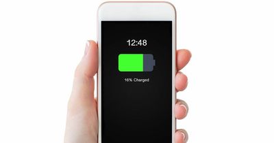Mobile phone users can charge handset in just nine minutes with brand new battery