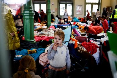 Poland to set up $1.75 billion fund to help Ukrainian refugees
