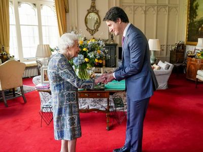 Queen meets Justin Trudeau in first in-person engagement since catching Covid-19