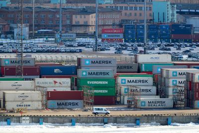 Lawmakers poised to block imports of Russian energy, end other favorable tariffs - Roll Call
