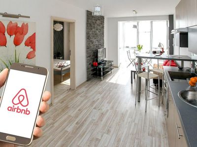 Insiders Including Co-founder Joe Gebbia, Selling Airbnb (ABNB) Despite The Recent Pullback