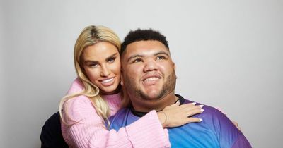 Katie Price is having weekly therapy so she won't 'self-destruct' after son Harvey was shielded from news of her car crash