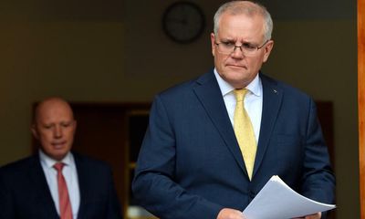 Morrison wants khaki election but voters aren’t convinced Coalition best to handle war, survey suggests