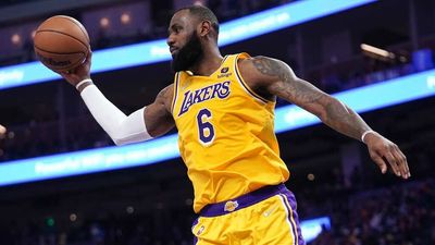 NBA Power Rankings: LeBron and Other Stars Step Up Ahead of Playoffs