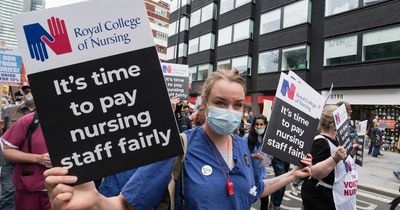 Nursing heroes demand pay rise of more than 10% as NHS staff face £400 real-terms cut