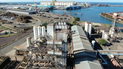 Port Kembla the 'obvious choice' for nuclear submarine base, Liberal Senator says