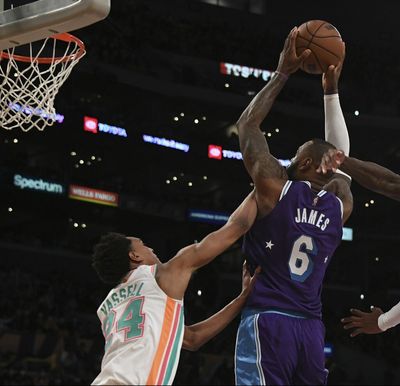 Lakers vs. Spurs: Prediction, point spread, odds, over/under, betting picks