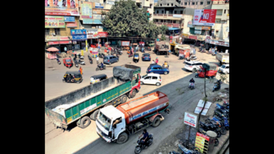 Pune Municipal Corporation chief presents Rs 8,592-crore draft budget, up by Rs 942 crore