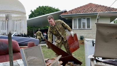 South-east Queensland flood disaster leaves hundreds needing emergency accommodation, recovery coordinator appointed