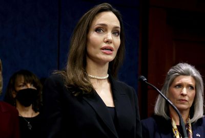 Jolie visits Yemen amid Ukraine crisis