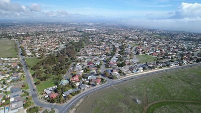 Social housing stock to be boosted by $100 million spend to address 'dire shortage' in Adelaide