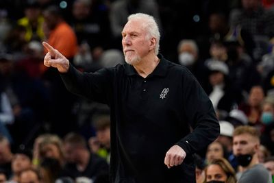 Spurs' Popovich ties Nelson for NBA career wins record