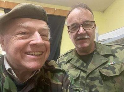 British veteran, 74, travels to Ukraine to support its military