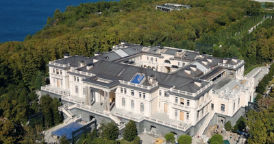 Vladimir Putin's 'secret £1billion Black Sea luxury palace' seen on Google Maps