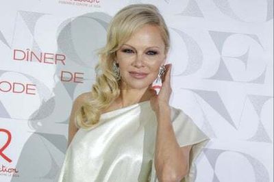 Pamela Anderson to make Broadway debut in Chicago