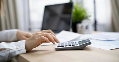 Benefits calculator to check DWP eligibility for Universal Credit, PIP, ESA and more