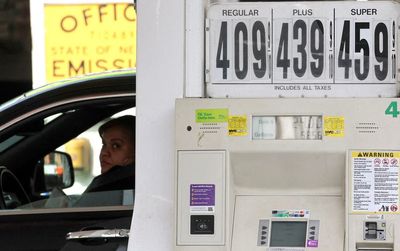 US gas prices - live: Psaki dubs price rise ‘Putin spike’ as expert warns could hit $6 per gallon