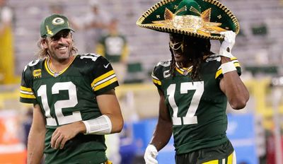 With Aaron Rodgers returning, Packers now expected to use franchise tag on WR Davante Adams