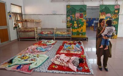 Smriti Irani pledges support for policewomen