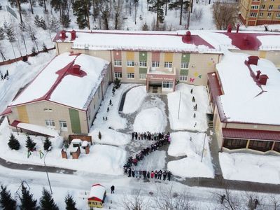 Russian children in cancer hospice made to stand in Z shape to support invasion