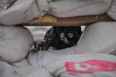 US spy chiefs warn Putin may intensify Ukraine assault and say situation in Kyiv could be ‘desperate’ in 10 days