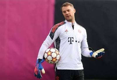 Neuer returns to rally Bayern defence in Salzburg clash