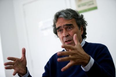 Colombia presidential hopeful Fajardo proposes tax reform to fund more social spending