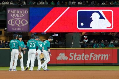 Apple, MLB announce 'Friday Night Baseball' package