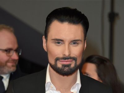 Rylan Clark praised for hilarious response to troll who called him a ‘chav sl*t’