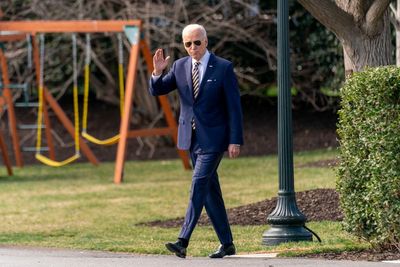 Record gas costs pose fresh political challenge for Biden