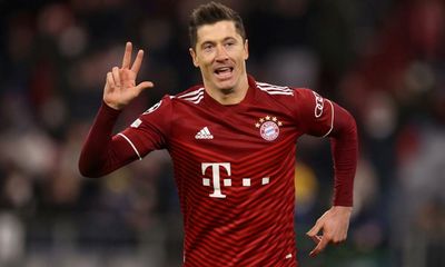 Lewandowski’s 11-minute hat-trick puts Bayern on course for 7-1 rout of Salzburg