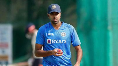 Next generation of bowlers can forget about taking 1000 international wickets like Shane Warne did: Ashwin