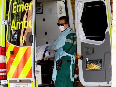 Labor promises new SA hills hospital
