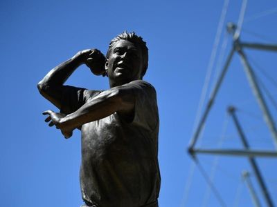 MCG to host memorial for spin king Warne