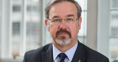 SNP condemns UK visa scheme as 'disgraceful' as refugees told to wait two weeks for processing