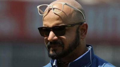 High time we stopped criminalising bowlers in the name of Spirit of Cricket: Kartik on new 'Mankading' rule