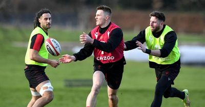 Wales name team to play France as Jonathan Davies recalled in place of Nick Tompkins amid four Wayne Pivac changes