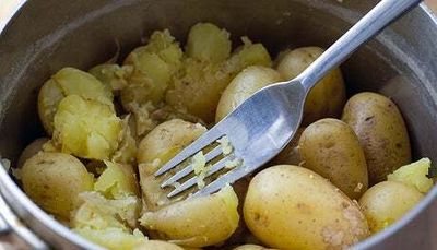 I had more Tinder matches in two days as a potato than two months as a man